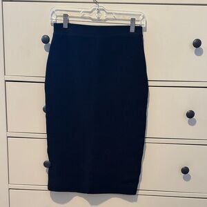 🌿3 for $25!! Bundle and Save🌿[Uniqlo] Elegant Black Pencil Skirt